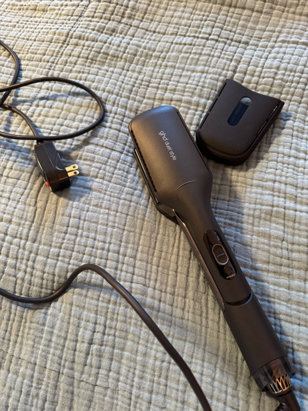 GHD DUET STYLE 2-IN-1 HOT AIR STYLER IN BLACK